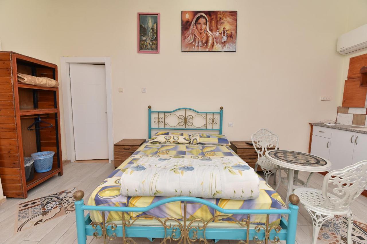 Corinne Hostel Eilat Exterior photo