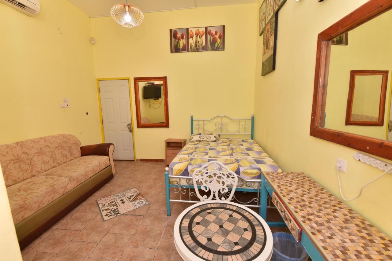 Corinne Hostel Eilat Exterior photo